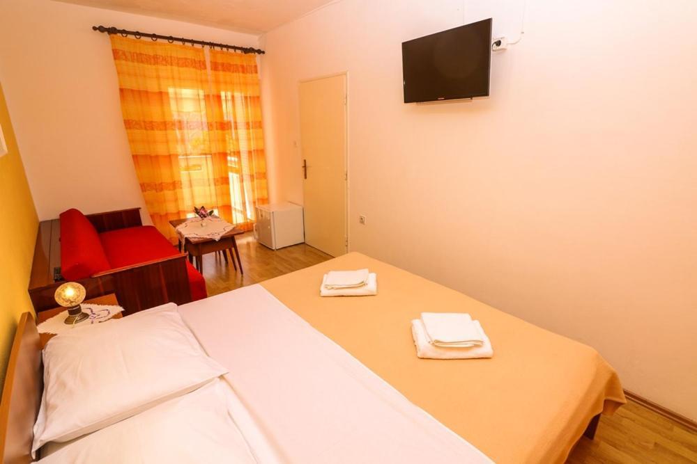 Double Rooms Tomica 2 With Balcony Baska  Luaran gambar