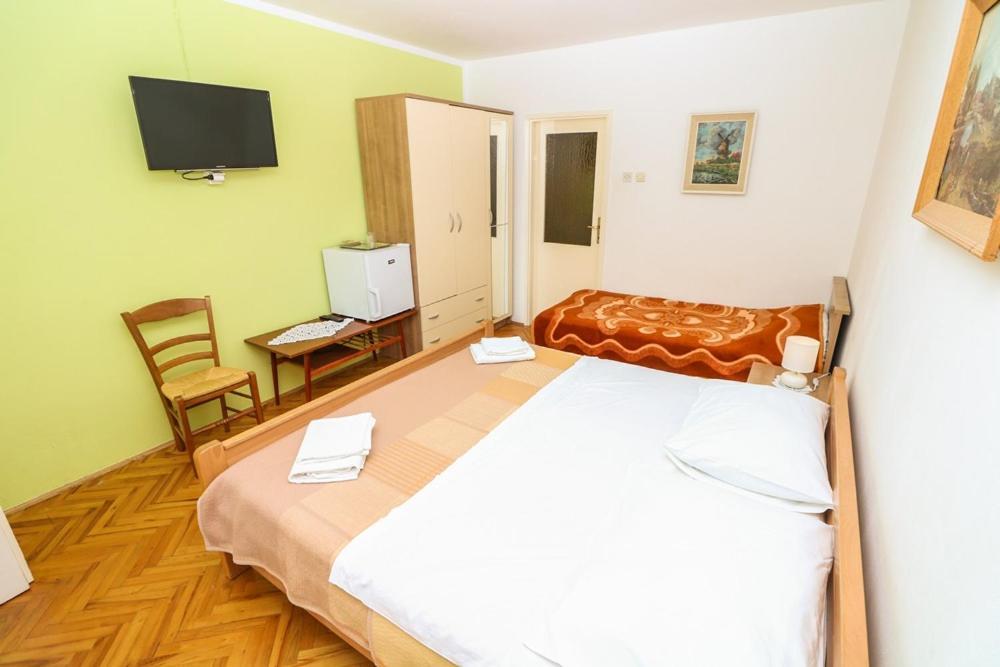 Double Rooms Tomica 2 With Balcony Baska  Luaran gambar